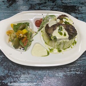 Язык телёнка под сливочным соусом