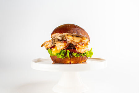 Бургер с креветкой 