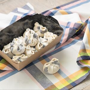 Манты с бараниной и тыквой (полуфабрикат)