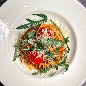 Паста с томленой говядиной