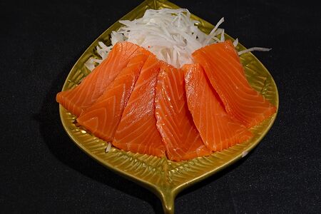 Сашими с лососем