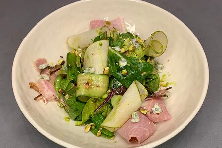 Салат с тамбовским окороком