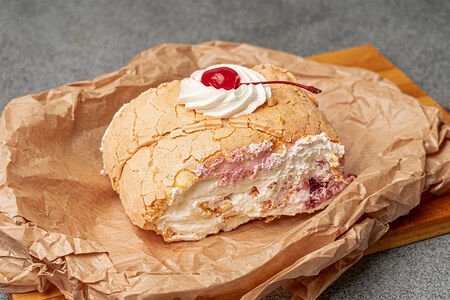 Меренговый рулет