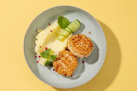 Биточки нежные куриные