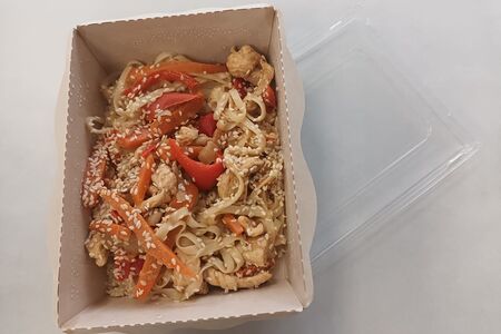 Удон с курицей