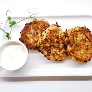 Драники со сметаной