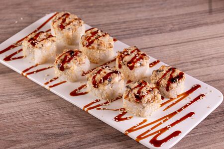 Ролл с угрем