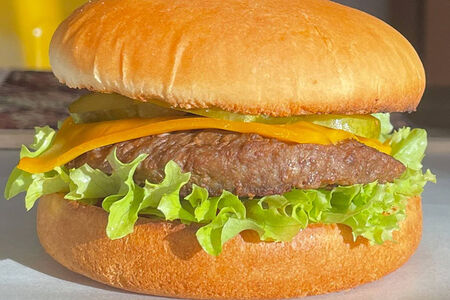 Маленький говяжий бургер