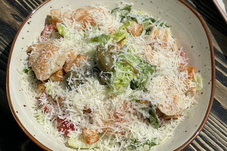 Цезарь с курицей