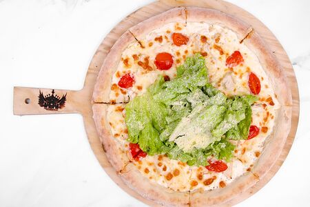 Пицца Цезарь с курицей