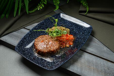 Рубленная котлета по-голландски