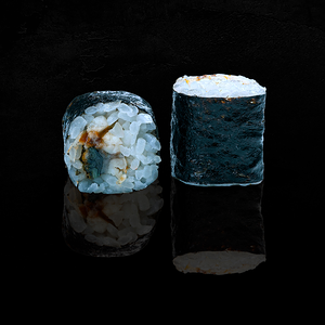 Ролл с угрем