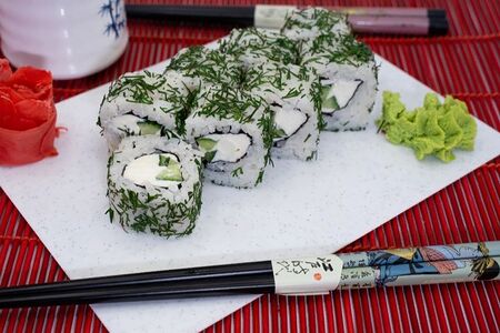 Ролл фирменный Летний