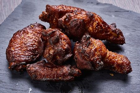 Куриные крылышки в соусе барбекю