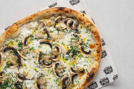 Классическая пицца с шампиньонами