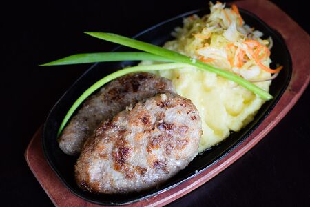 Котлеты Министерские с картофельным пюре