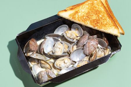 Вонголе в блю чиз соусе