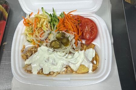 Шаверма на тарелке