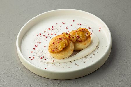 Творожные сырники с жареным бананом