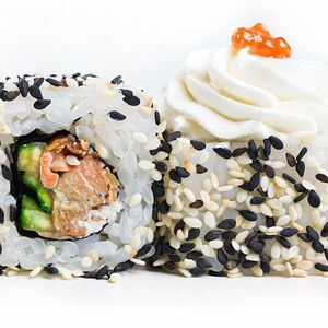 Ролл Аляска Lux Икура