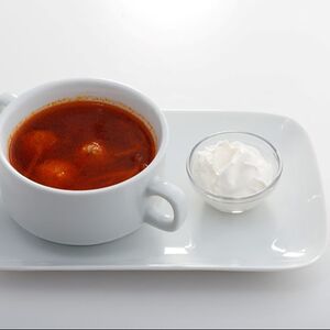 Борщ с фрикадельками