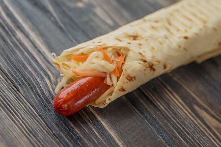 Хот дог в лаваше