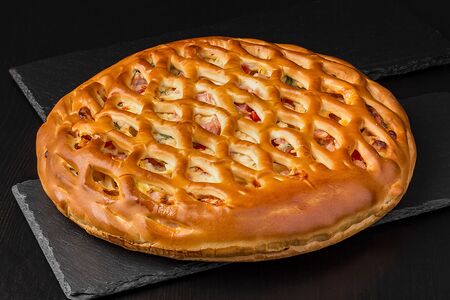 Пирог с ветчиной и сыром