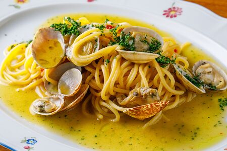Спагетти Aglio e Olio с вонголе