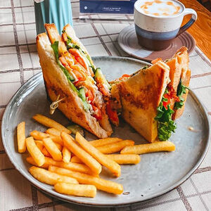 Клаб-сэндвич с курицей