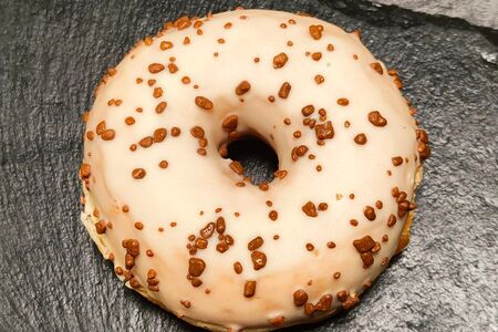 Донат Праздничный с начинкой