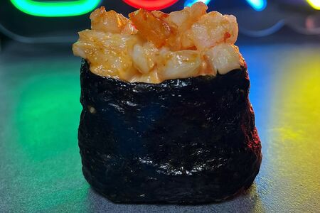 Запеченный гункан с креветкой