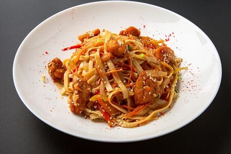 Удон с курицей