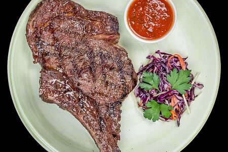 Стейк Томагавк