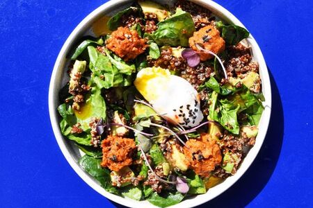 Салат с киноа