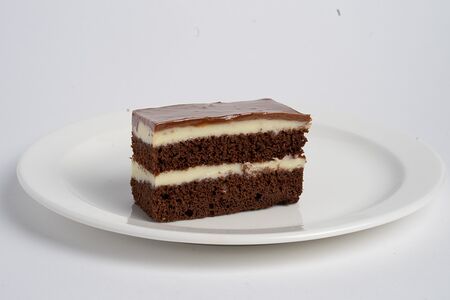 Школьное пирожное