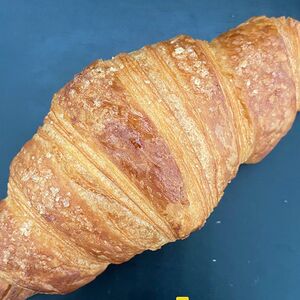 Круассан с заварным с кремом