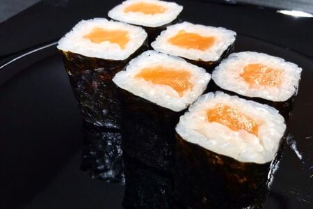 Хосомаки Лосось