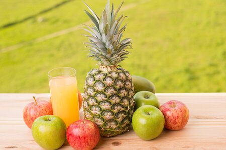 Сельдерей-яблоко-ананас