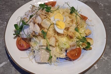 Цезарь с куриной грудкой