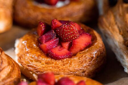 Даниш с ягодой