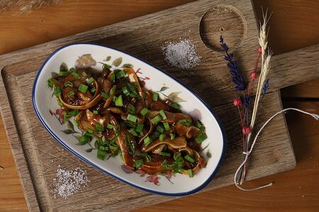 Острые свиные ушки