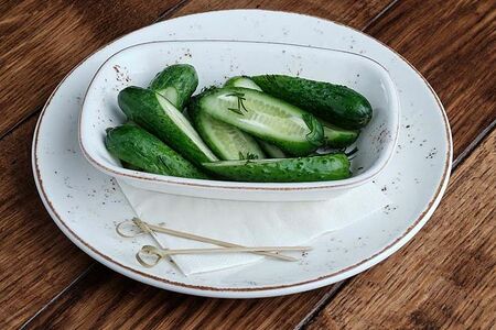 Малосольные огурцы