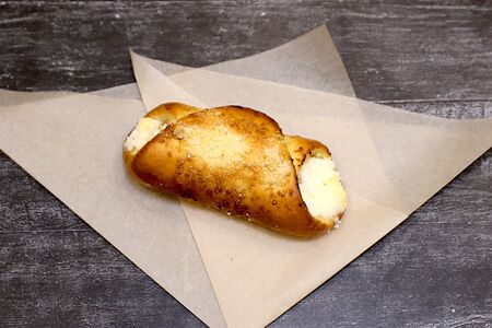 Булочка чайная с творогом