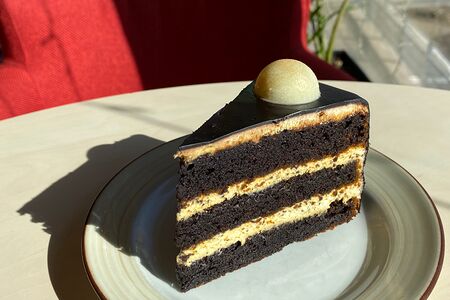 Черный бархат