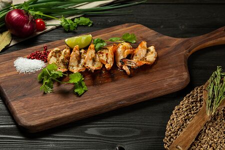 Креветки тигровые на гриле