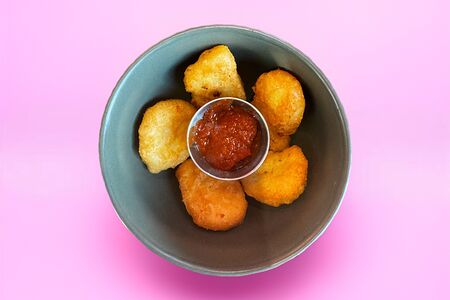 Куриные наггетсы