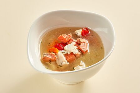 Уха из 4 видов рыб