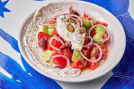 Большой греческий салат