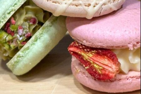 Макаронс Сникерс