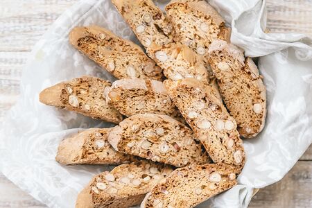 Печенье песочное (кантучини)